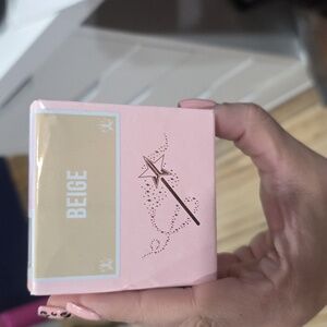 Beige- Magic Star Luminous Setting Powder Box